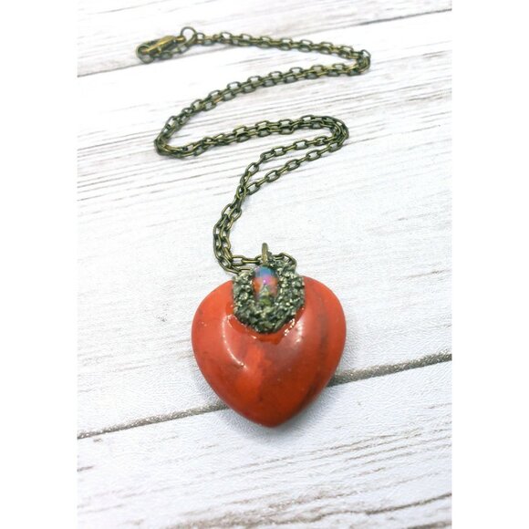 Red jasper heart and opal crystal necklace handmade - Picture 11 of 12